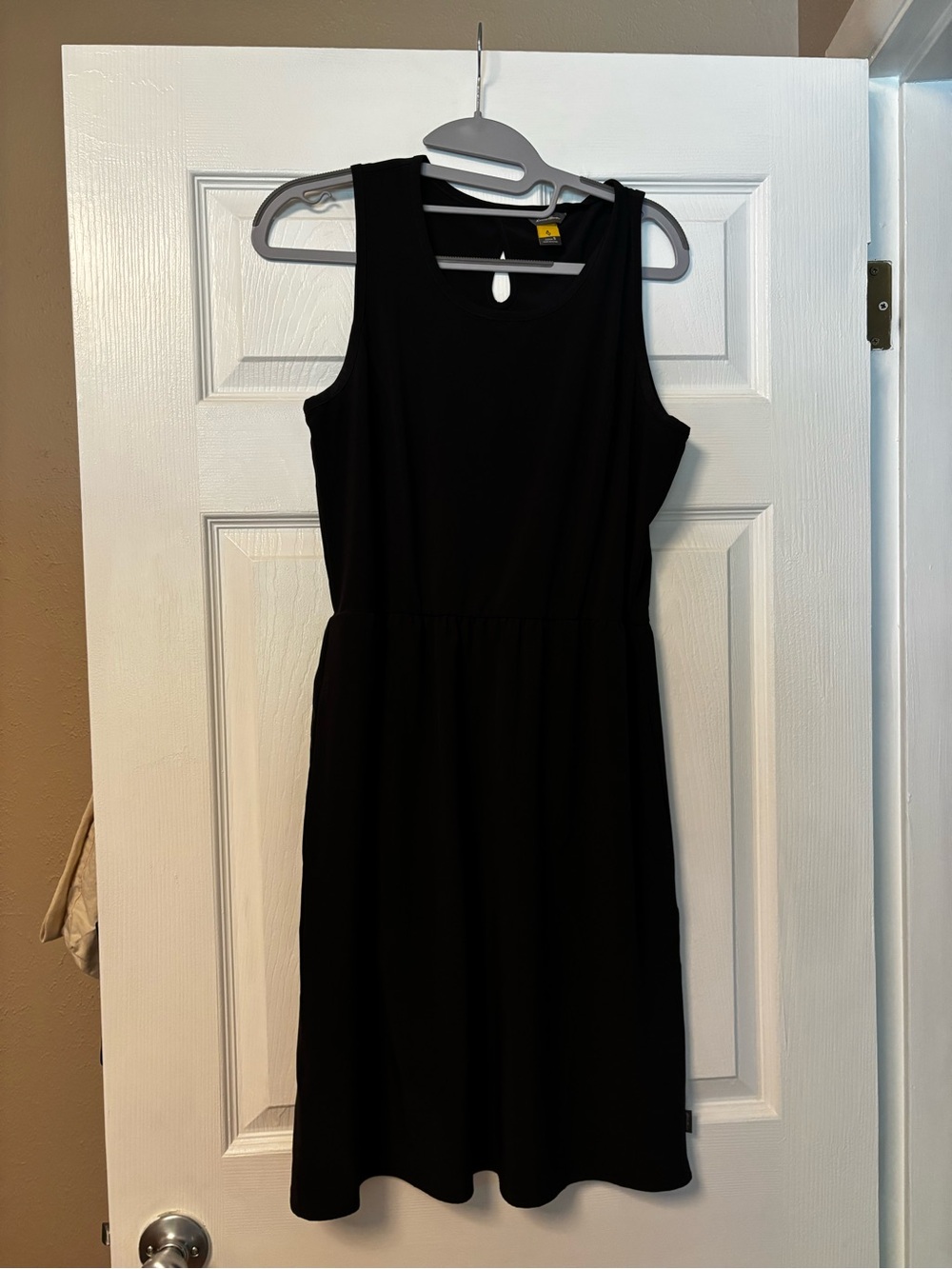 Eddie Bauer Black Sleeveless Sporty Dress